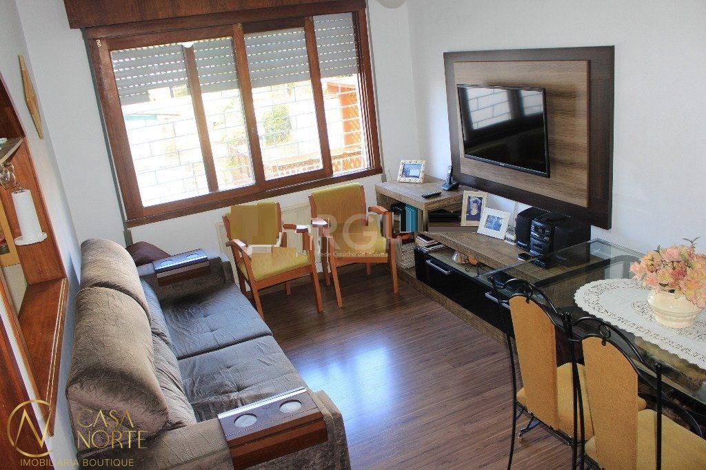 Apartamento à venda com 2 quartos, 59m², 1 vaga, Rua Congo no bairro Vila Ipiranga em Porto Alegre