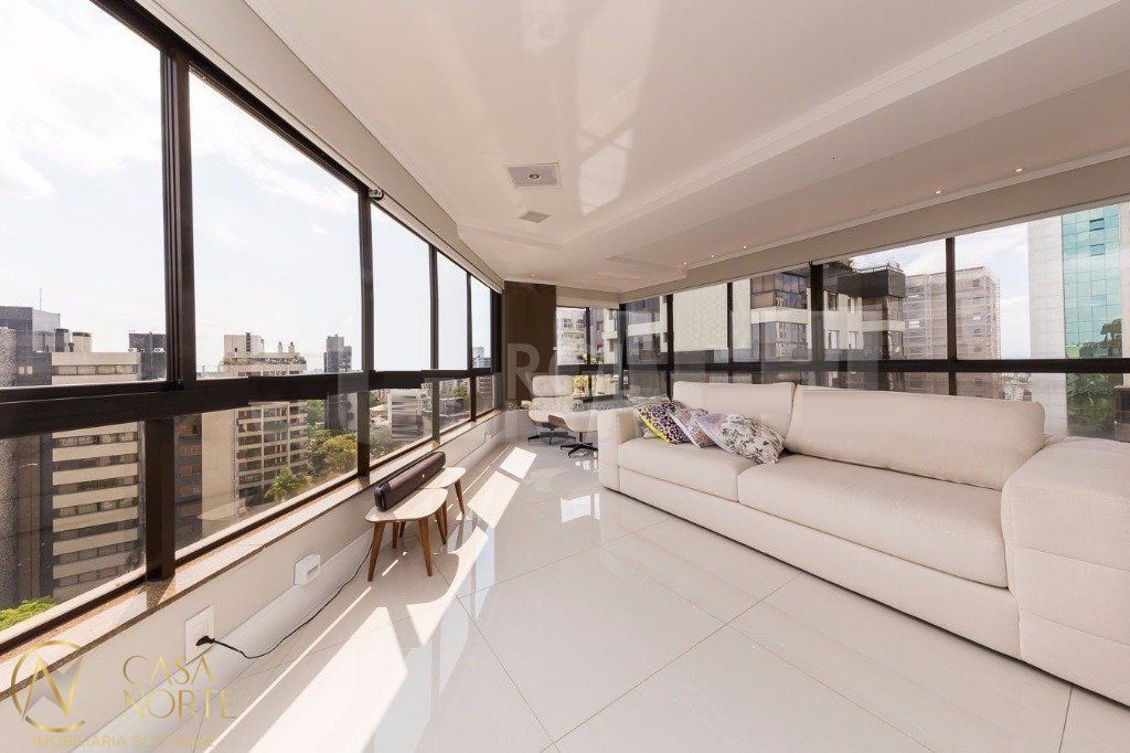 Apartamento à venda com 3 quartos, 258m², 3 suítes, 3 vagas, Rua General Oscar Miranda no bairro Bela Vista em Porto Alegre