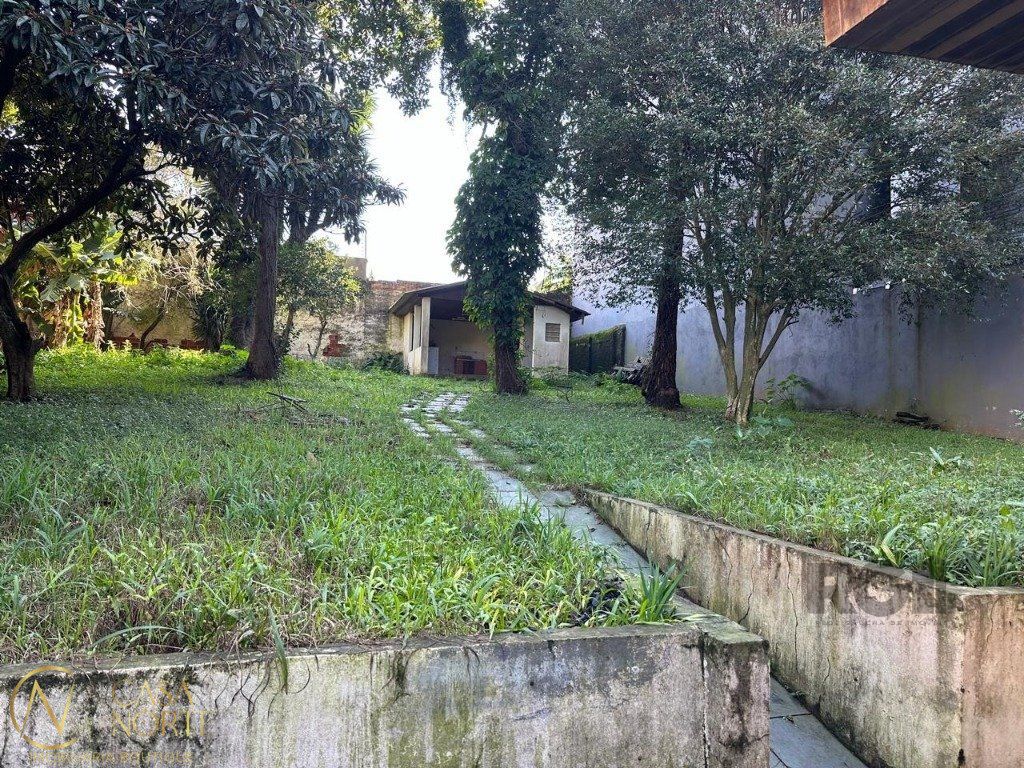 Terreno à venda  com 965m², Rua São Mateus no bairro Bom Jesus em Porto Alegre