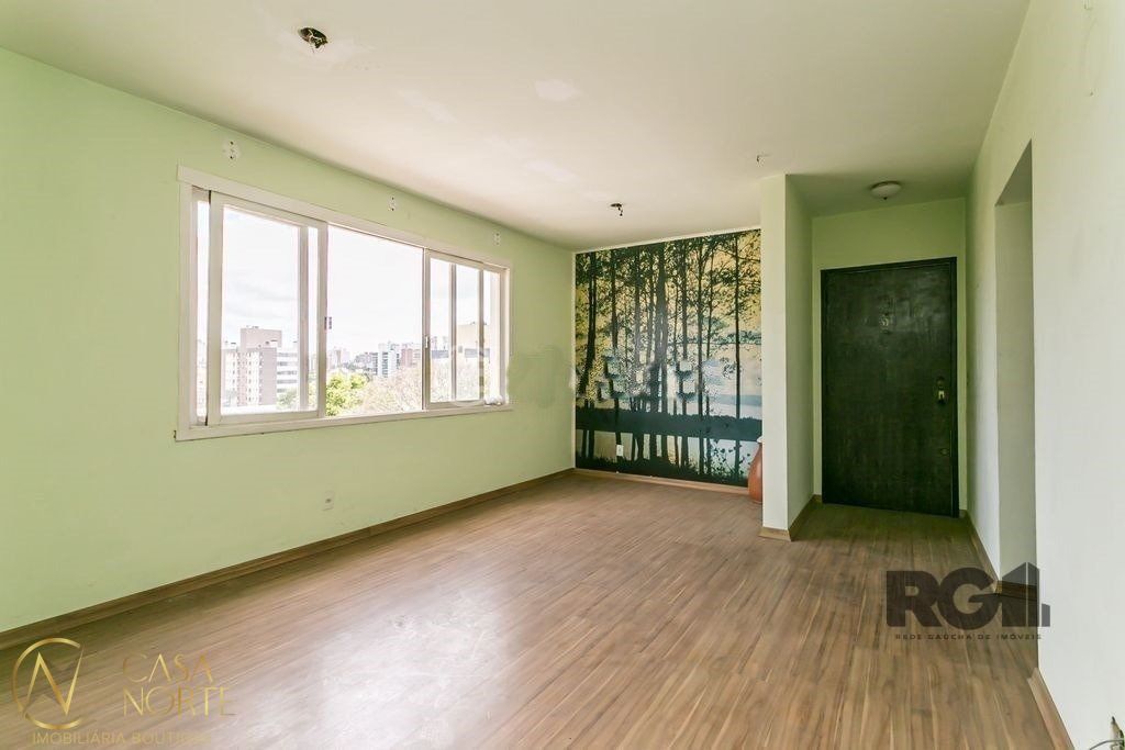 Cobertura à venda com 3 quartos, 183m², 1 suíte, 2 vagas, Avenida Ijui no bairro Petrópolis em Porto Alegre