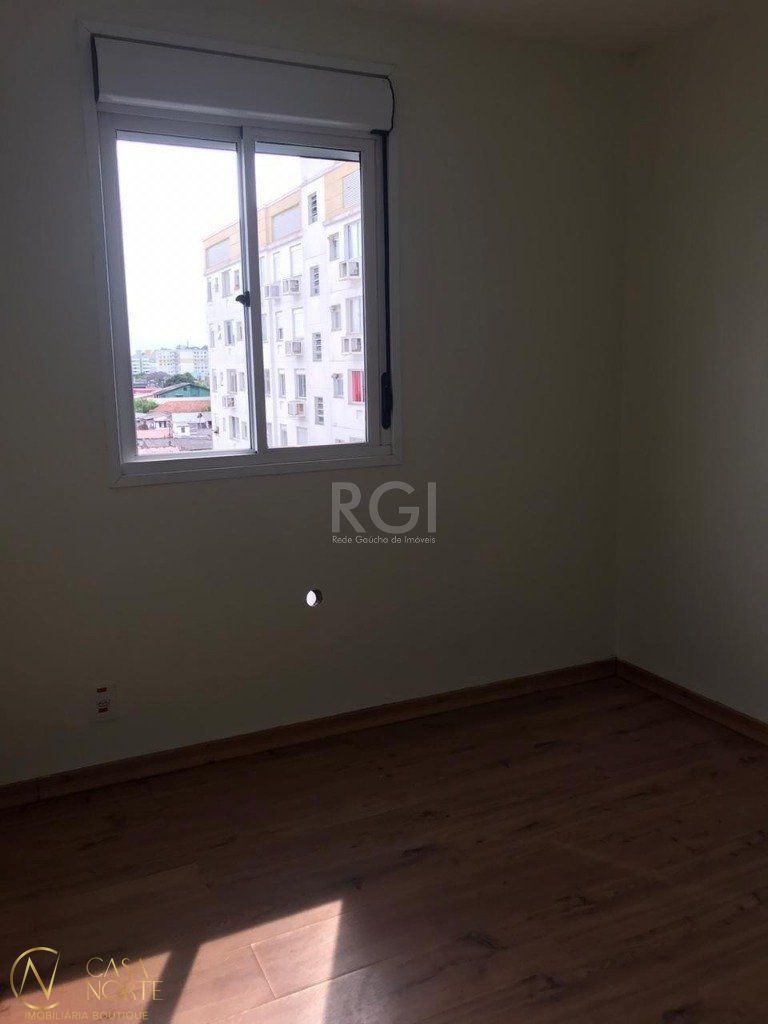 Apartamento à venda com 3 quartos, 61m², 1 suíte, 1 vaga, Rua Coronel Massot no bairro Cristal em Porto Alegre