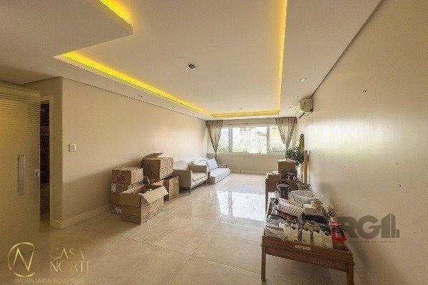 Apartamento à venda com 2 quartos, 116m², 2 suítes, 2 vagas, Avenida Itajaí no bairro Petrópolis em Porto Alegre