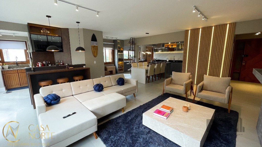 Apartamento à venda com 3 quartos, 148m², 1 suíte, 2 vagas, Rua Desembargador Augusto Loureiro Lima no bairro Petrópolis em Porto Alegre