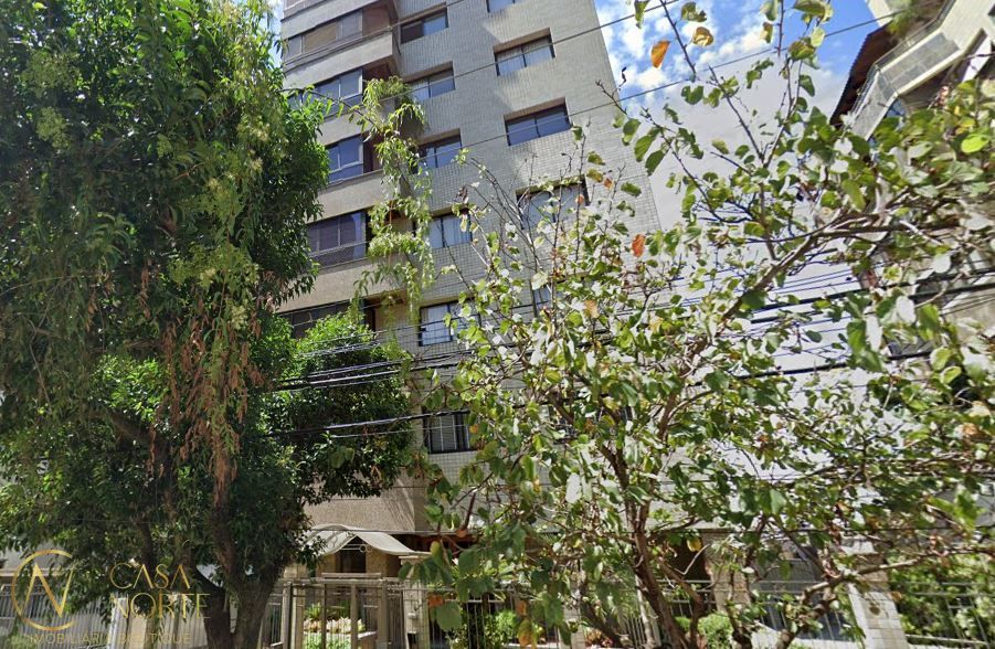 Apartamento à venda com 3 quartos, 222m², 1 suíte, 2 vagas, Rua Barão de Ubá no bairro Bela Vista em Porto Alegre
