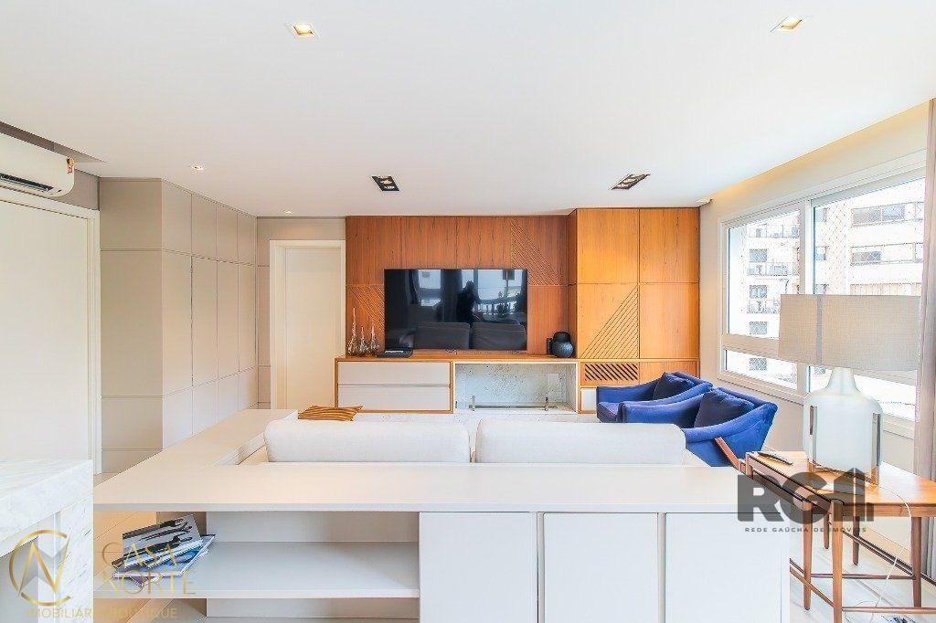 Apartamento à venda com 3 quartos, 136m², 1 suíte, 2 vagas, Avenida Lageado no bairro Petrópolis em Porto Alegre