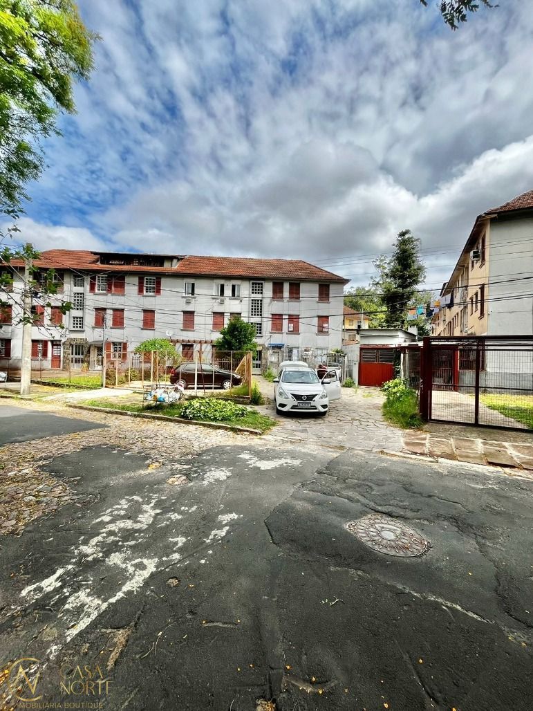 Apartamento à venda com 2 quartos, 51m², Rua Caxias do Sul no bairro Passo da Areia em Porto Alegre