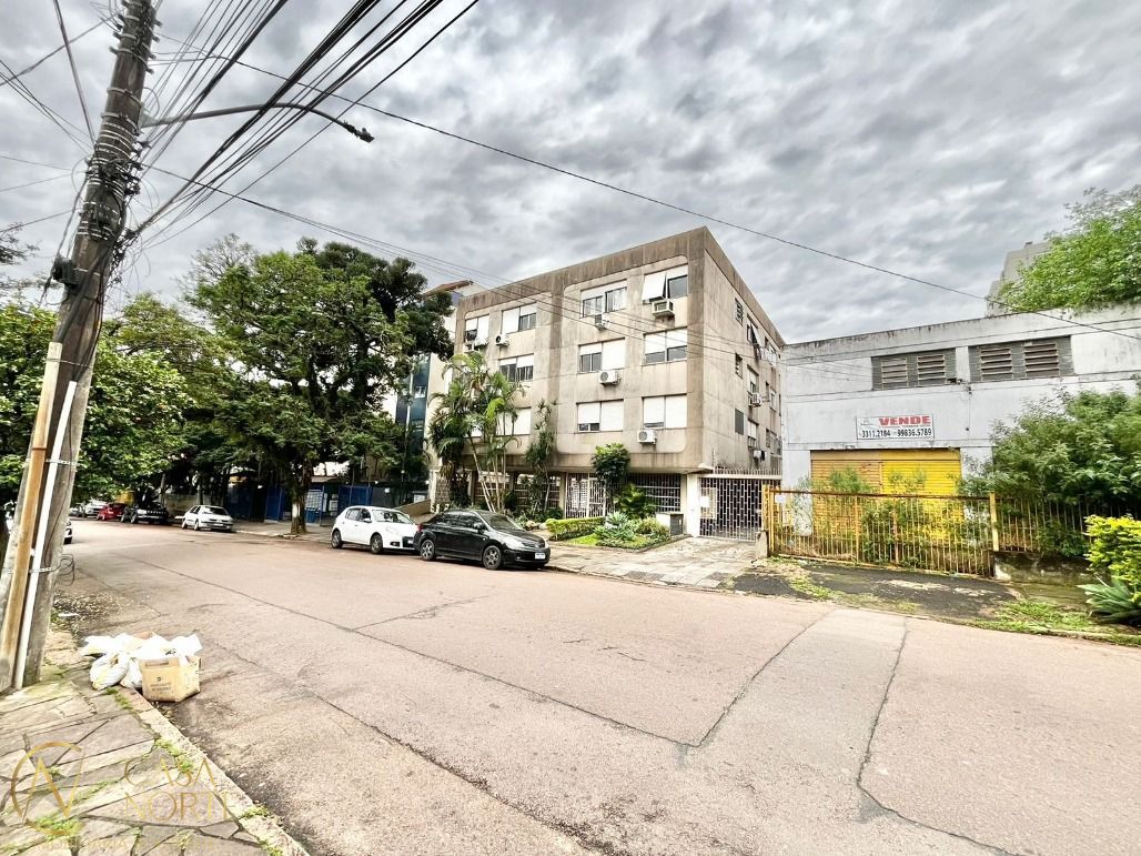 Apartamento à venda com 2 quartos, 75m², 1 vaga, Rua Dom Diogo de Souza no bairro Cristo Redentor em Porto Alegre