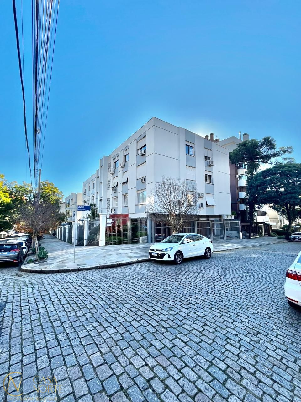 Apartamento à venda com 3 quartos, 89m², Rua General Couto de Magalhães no bairro Higienópolis em Porto Alegre