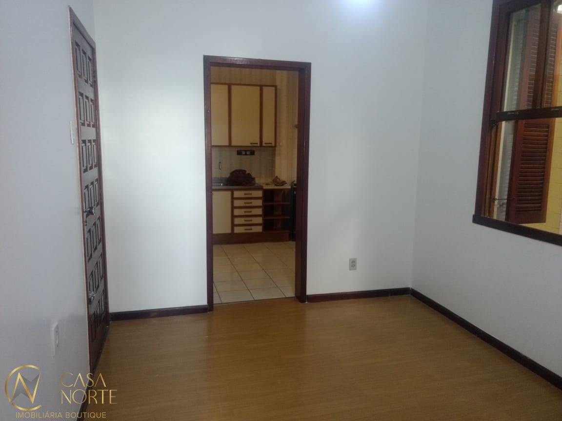 Apartamento à venda com 1 quarto, 37m², Rua Doutor Voltaire Pires no bairro Santo Antônio em Porto Alegre