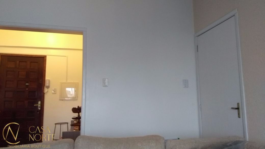 Apartamento à venda com 3 quartos, 84m², 1 suíte, 1 vaga, Avenida João Pessoa no bairro Centro Histórico em Porto Alegre