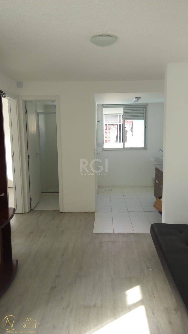 Apartamento à venda com 2 quartos, 47m², 1 vaga, Rua Atilio Supertti no bairro Vila Nova em Porto Alegre