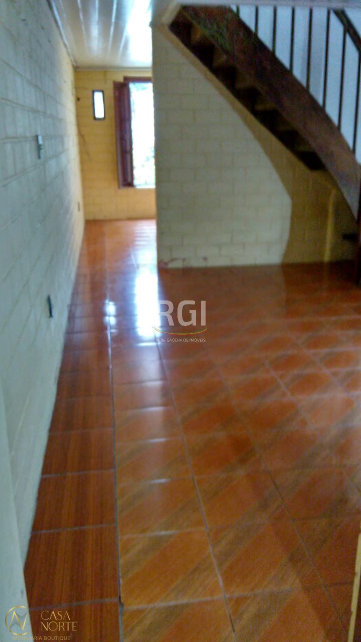 Casa à venda com 3 quartos, 140m², 1 vaga, Rua Domingos Crescencio no bairro Santana em Porto Alegre