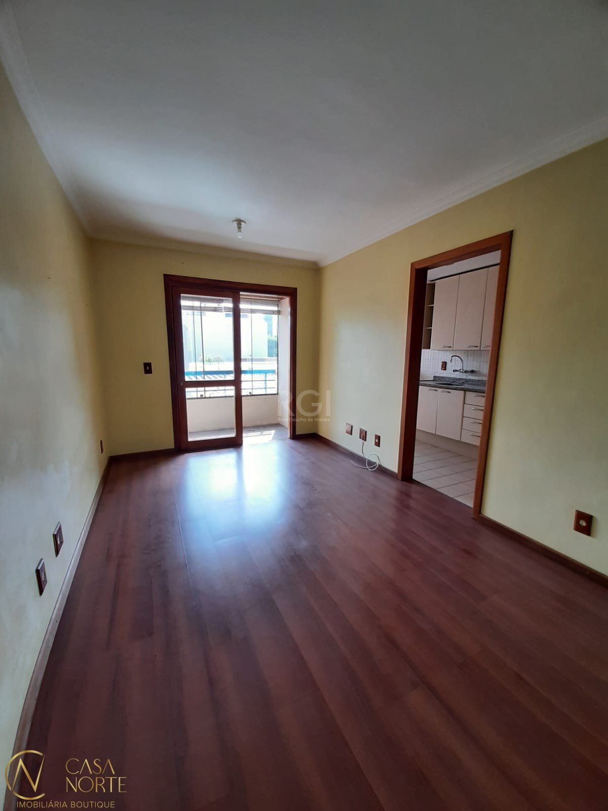 Apartamento à venda com 2 quartos, 59m², 1 vaga, Rua Monsenhor Veras no bairro Santana em Porto Alegre
