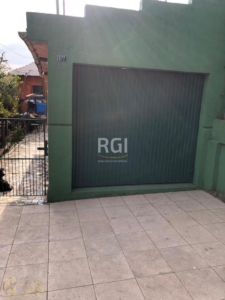 Terreno à venda  com 319m², Rua Xavier da Cunha no bairro Nonoai em Porto Alegre