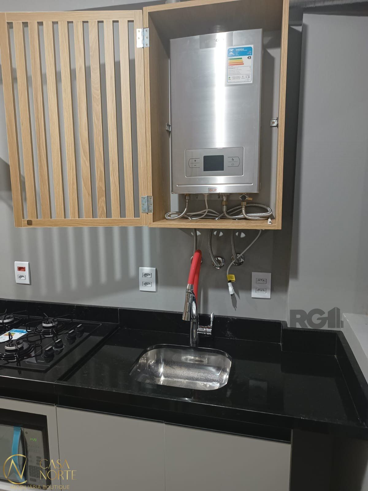 Apartamento à venda com 2 quartos, 64m², 1 suíte, Rua dos Andradas no bairro Centro Histórico em Porto Alegre