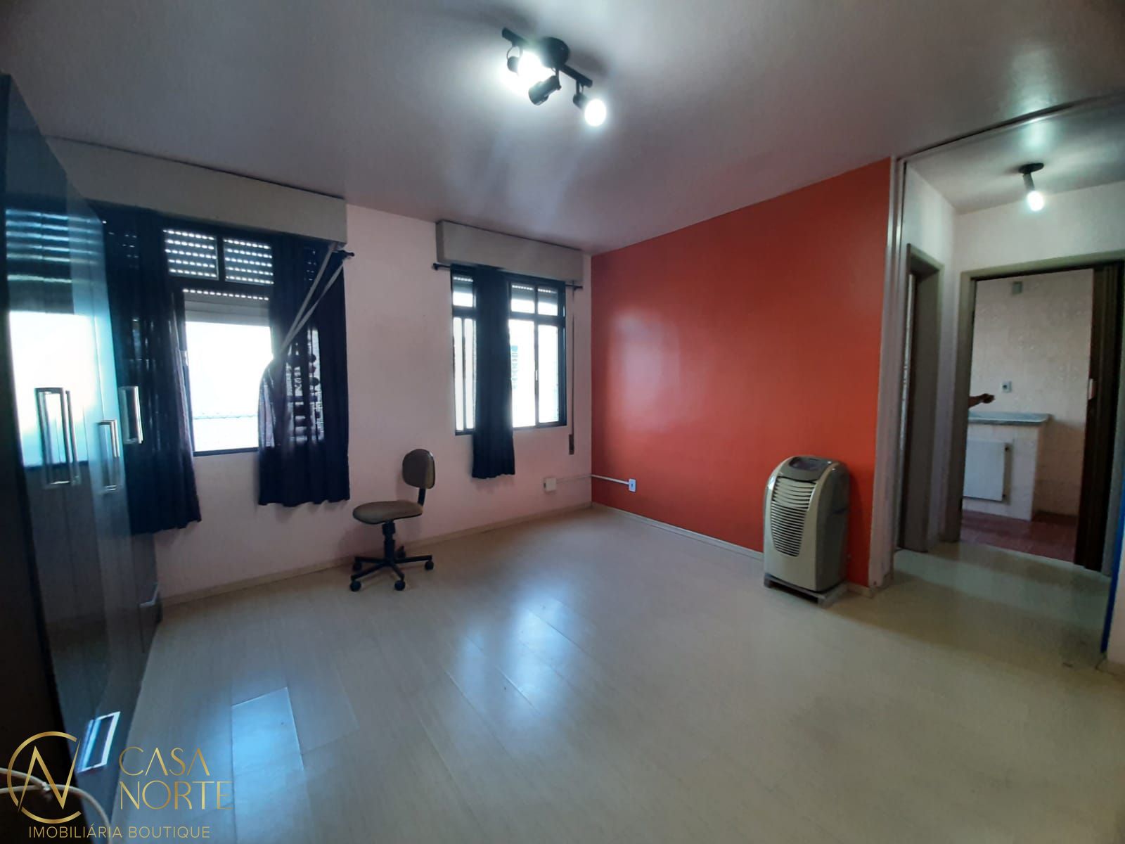 Apartamento à venda , 36m², Avenida Bento Gonçalves no bairro Partenon em Porto Alegre