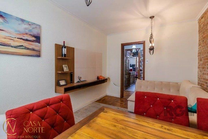 Apartamento à venda com 2 quartos, 69m², 1 vaga, Avenida Padre Cacique no bairro Praia de Belas em Porto Alegre