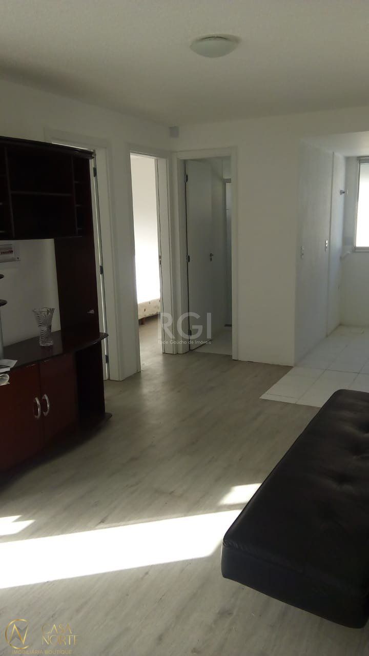 Apartamento à venda com 2 quartos, 47m², 1 vaga, Rua Atilio Supertti no bairro Vila Nova em Porto Alegre