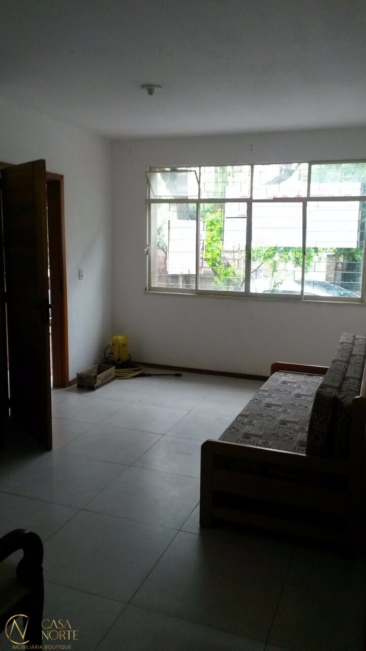 Casa à venda com 5 quartos, 280m², 3 suítes, Rua Lobo da Costa no bairro Azenha em Porto Alegre