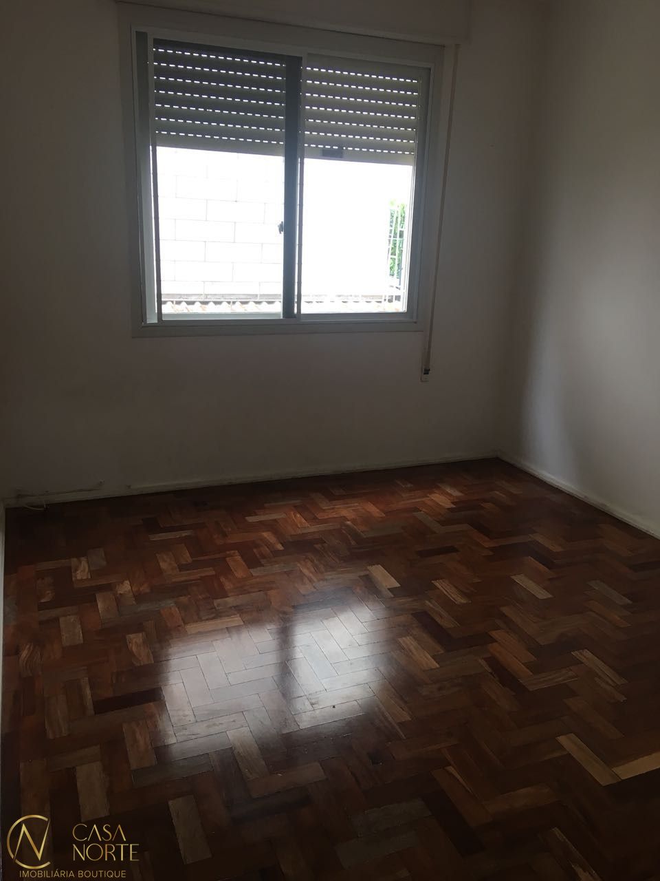 Apartamento à venda com 2 quartos, 60m², 1 vaga, Rua Tenente-Coronel Fabricio Pilar no bairro Mont Serrat em Porto Alegre