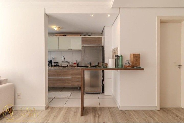 Apartamento à venda com 2 quartos, 69m², 1 suíte, 2 vagas, Rua Dona Eugênia no bairro Santa Cecília em Porto Alegre