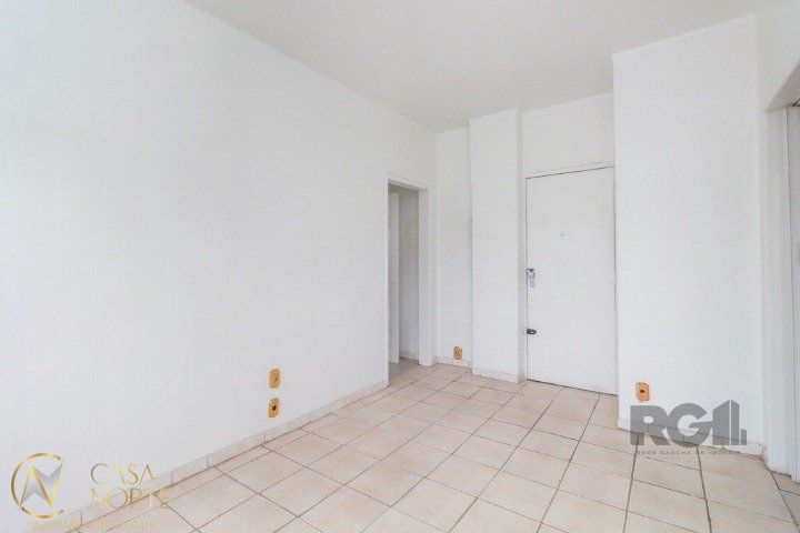 Apartamento à venda com 1 quarto, 30m², Rua Vicente da Fontoura no bairro Santana em Porto Alegre