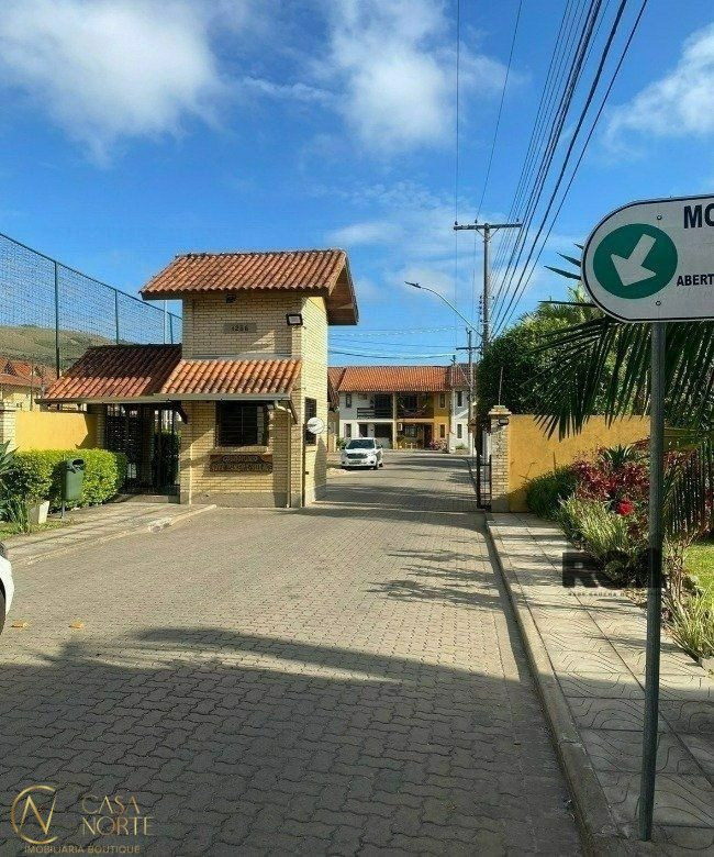 Terreno à venda  com 72m², Avenida Edgar Pires de Castro no bairro Hípica em Porto Alegre