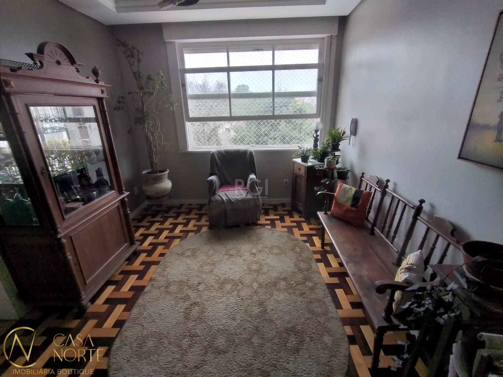 Casa à venda com 3 quartos, 115m², 1 vaga, Rua Mariz e Barros no bairro Petrópolis em Porto Alegre