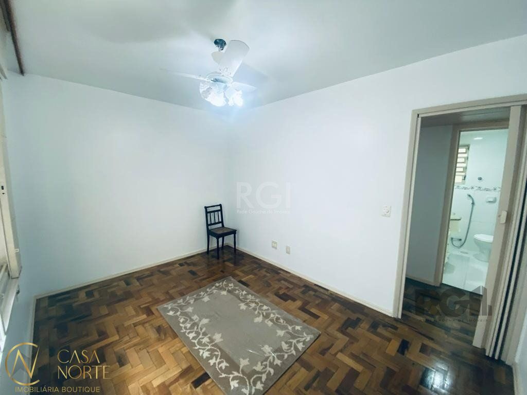 Apartamento à venda com 2 quartos, 70m², Rua Laurindo no bairro Santana em Porto Alegre
