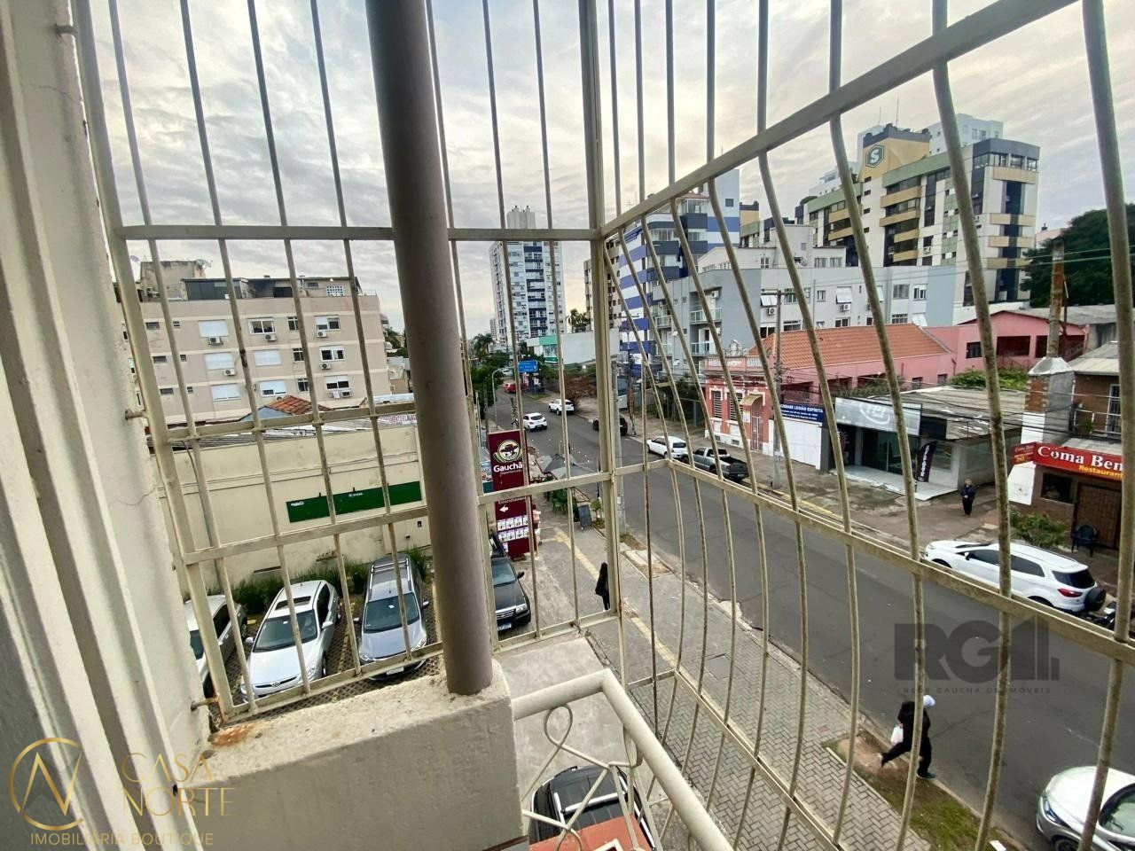 Apartamento à venda com 2 quartos, 87m², Rua Vicente da Fontoura no bairro Rio Branco em Porto Alegre