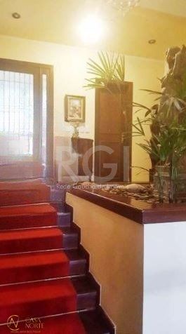 Casa à venda com 4 quartos, 564m², 2 suítes, 2 vagas, Rua Bororo no bairro Vila Assunção em Porto Alegre