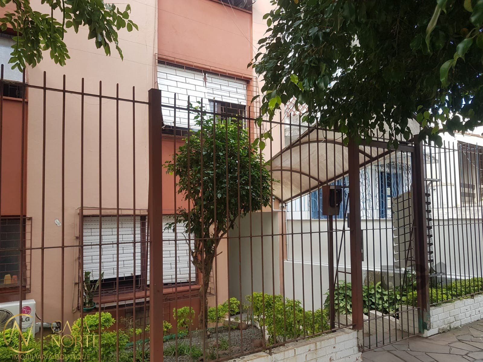 Apartamento à venda com 1 quarto, 52m², Rua São Francisco no bairro Santana em Porto Alegre