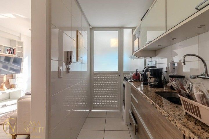 Apartamento à venda com 2 quartos, 69m², 1 suíte, 2 vagas, Rua Dona Eugênia no bairro Santa Cecília em Porto Alegre