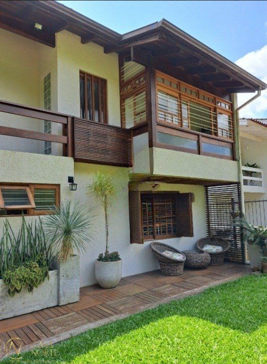Casa à venda com 3 quartos, 149m², 1 suíte, 2 vagas, Rua Olécio Cavedini no bairro Espírito Santo em Porto Alegre