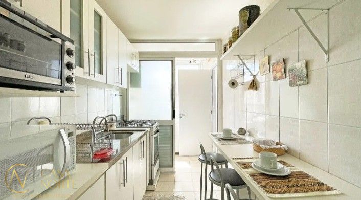 Apartamento à venda com 3 quartos, 75m², 1 suíte, 1 vaga, Rua São Francisco no bairro Santana em Porto Alegre
