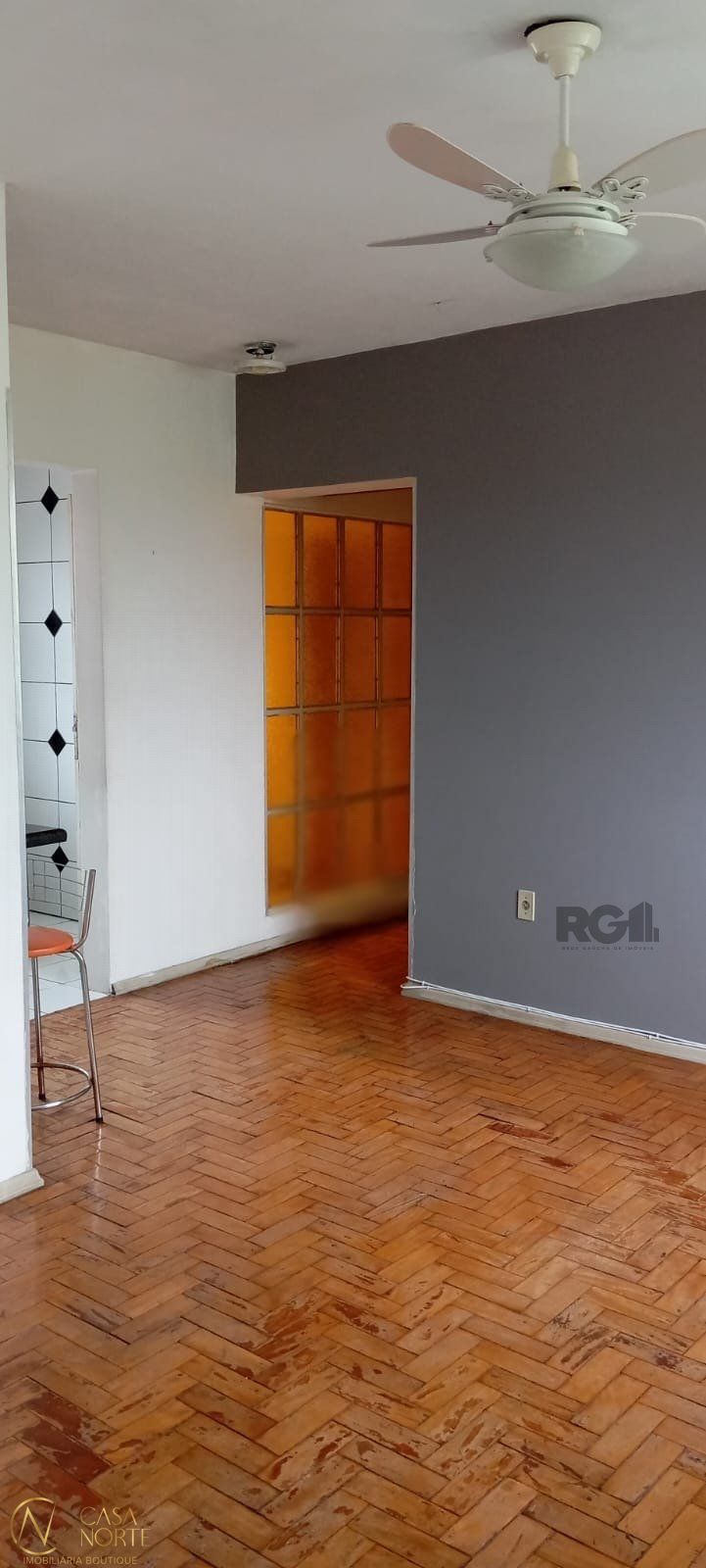 Apartamento à venda com 3 quartos, 110m², Rua Teixeira de Freitas no bairro Santo Antônio em Porto Alegre