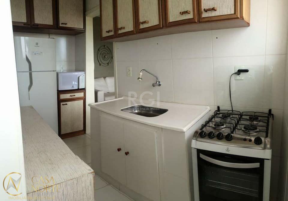 Apartamento à venda com 1 quarto, 40m², 1 vaga, Rua Antônio Ribeiro no bairro Santo Antônio em Porto Alegre