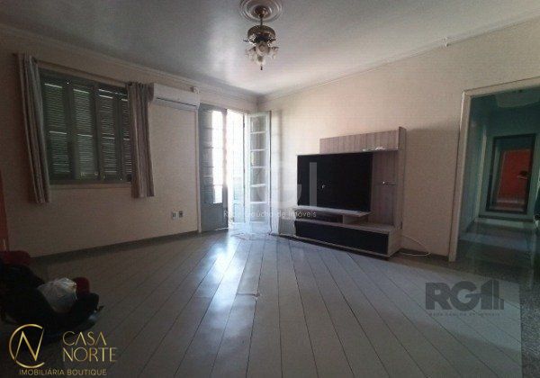 Apartamento à venda com 3 quartos, 101m², 1 suíte, Rua Santana no bairro Farroupilha em Porto Alegre