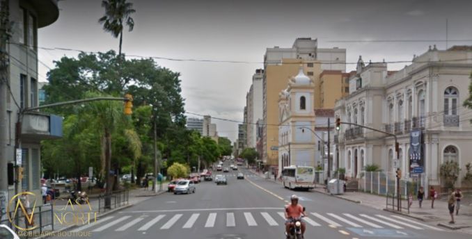 Box à venda , 12m², 1 vaga, Avenida Independência no bairro Independência em Porto Alegre