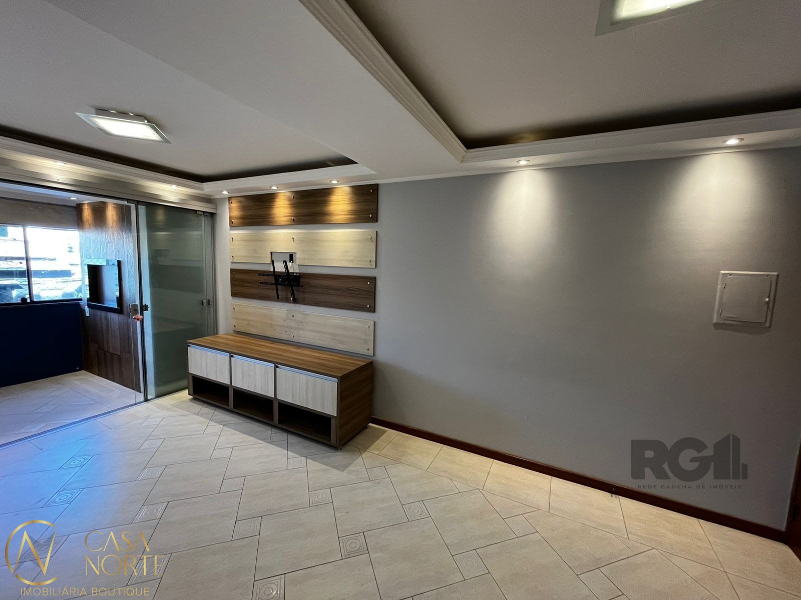 Apartamento à venda com 2 quartos, 69m², 1 suíte, 1 vaga, Rua Livramento no bairro Santana em Porto Alegre