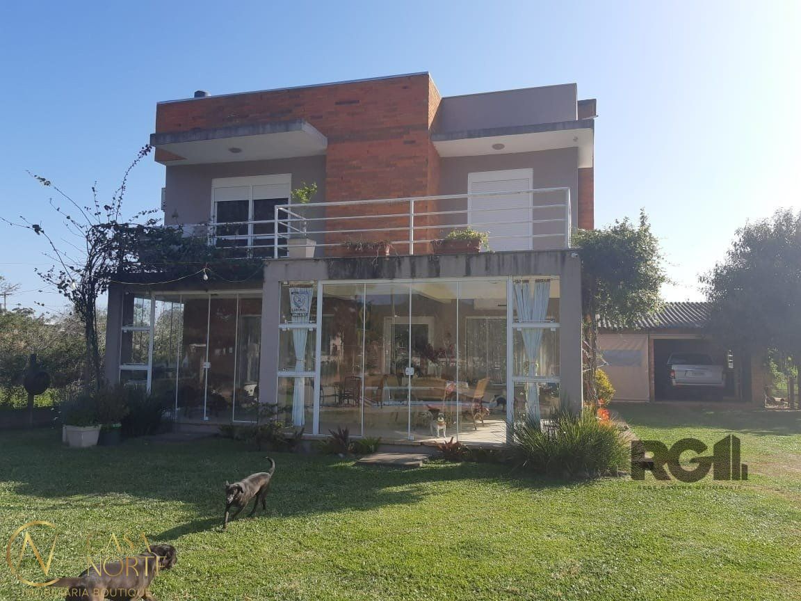 Sítio à venda com 3 quartos, 170m², 1 suíte, 2 vagas, Rua Oito Mil e Quatorze no bairro Lageado em Porto Alegre