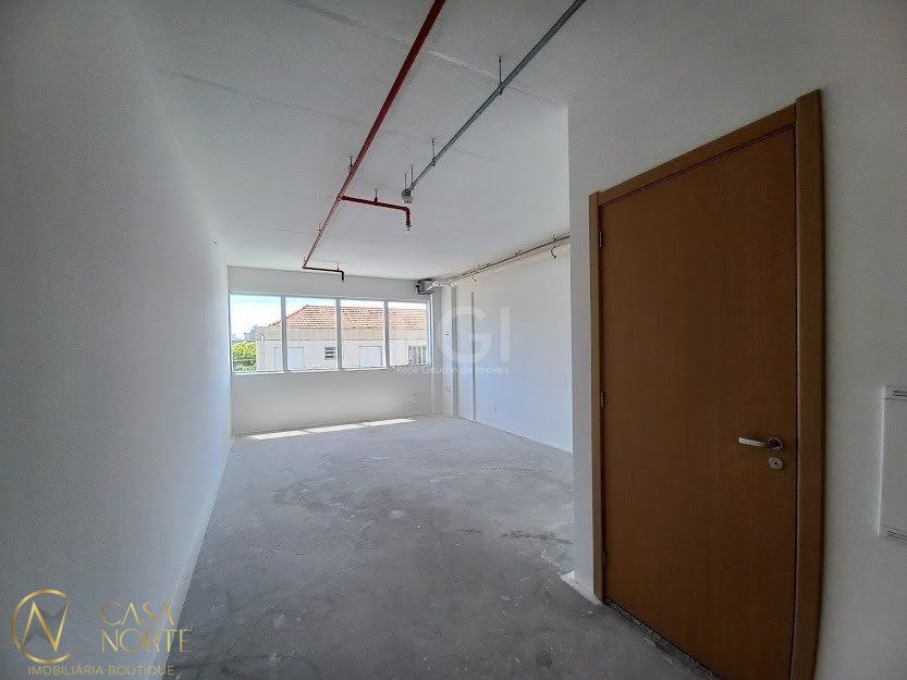 Sala Comercial à venda , 35m², Rua Gomes Jardim no bairro Santana em Porto Alegre
