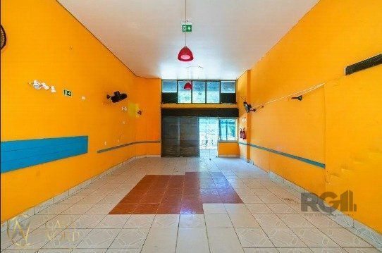 Loja à venda , 88m², Avenida Princesa Isabel no bairro Santana em Porto Alegre
