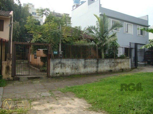 Terreno à venda , 407m², Rua José Gertum no bairro Chácara das Pedras em Porto Alegre