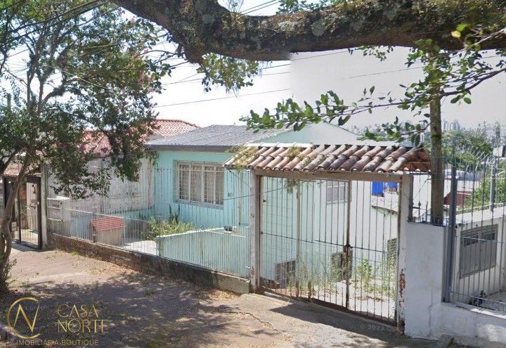 Casa à venda com 2 quartos, 60m², 2 vagas, Rua Coronel José Rodrigues Sobral no bairro Partenon em Porto Alegre