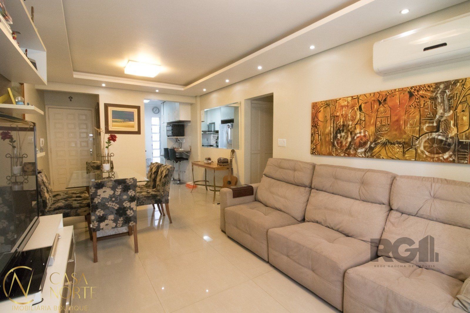 Apartamento à venda com 2 quartos, 76m², Rua Luiz de Camoes no bairro Santo Antônio em Porto Alegre