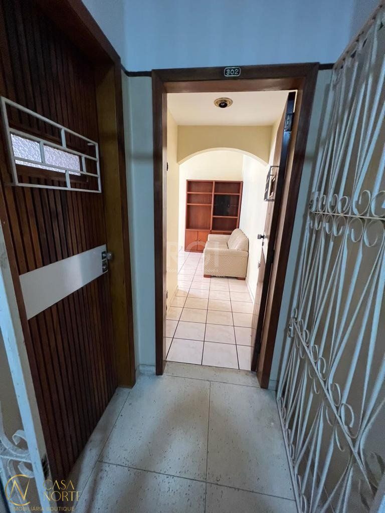Apartamento à venda com 2 quartos, 83m², 1 suíte, Avenida Jerônimo de Ornelas no bairro Santana em Porto Alegre