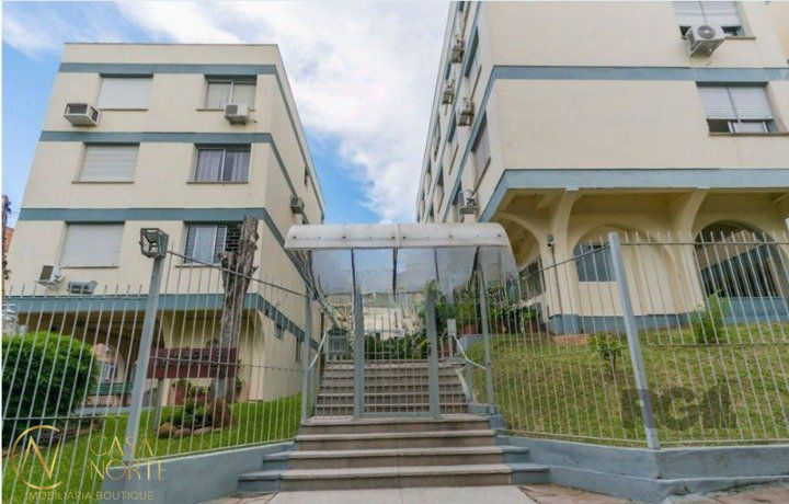 Apartamento à venda com 3 quartos, 69m², 1 vaga, Rua Luiz de Camoes no bairro Santo Antônio em Porto Alegre