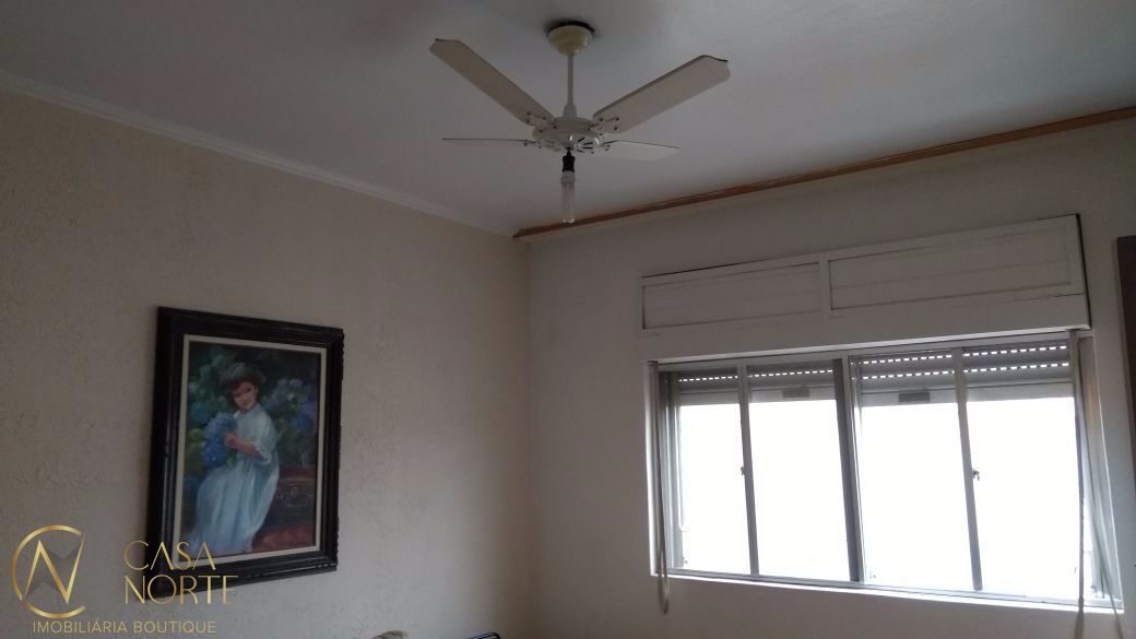 Apartamento à venda com 3 quartos, 84m², 1 suíte, 1 vaga, Avenida João Pessoa no bairro Centro Histórico em Porto Alegre