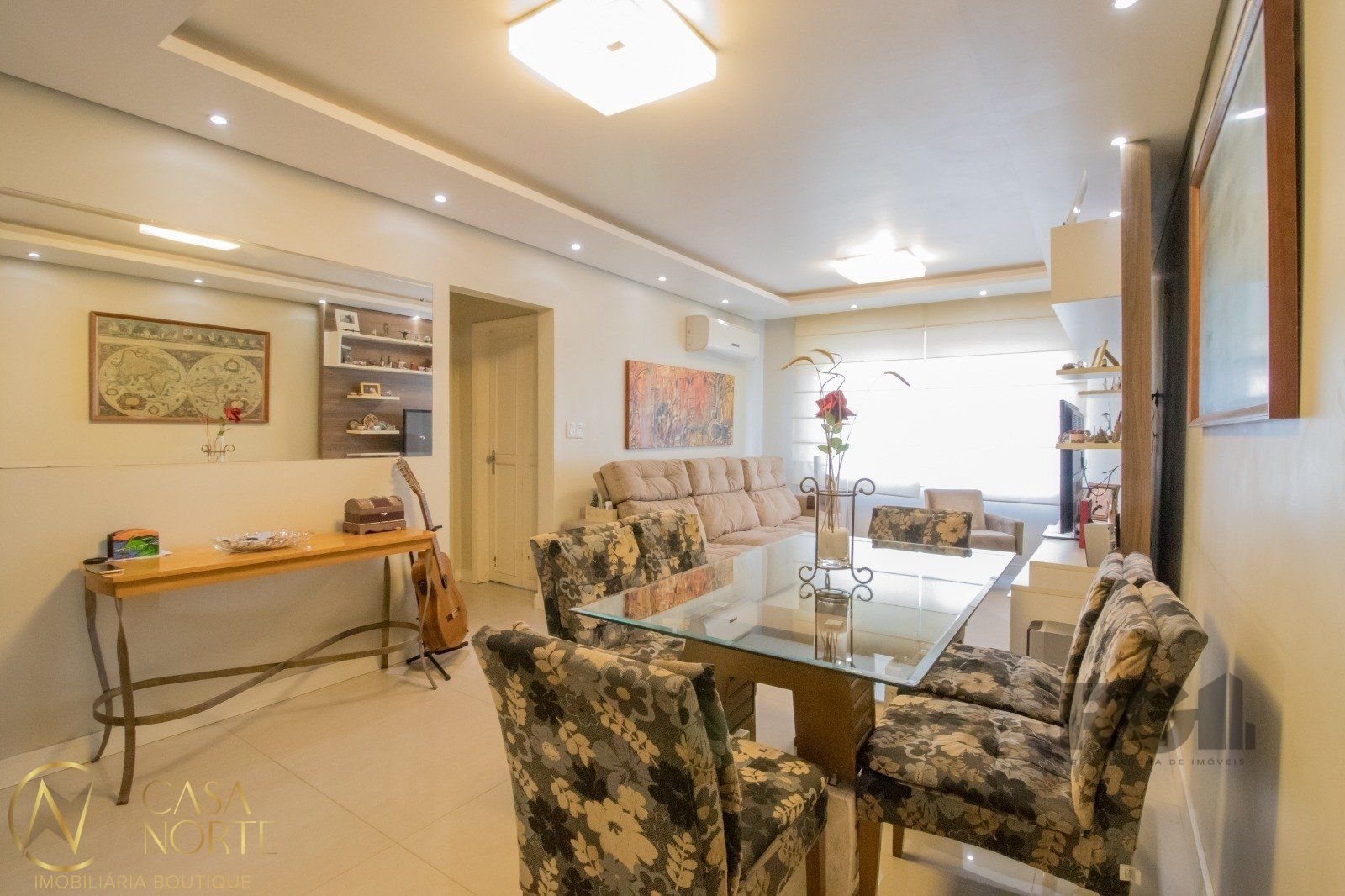Apartamento à venda com 2 quartos, 76m², Rua Luiz de Camoes no bairro Santo Antônio em Porto Alegre